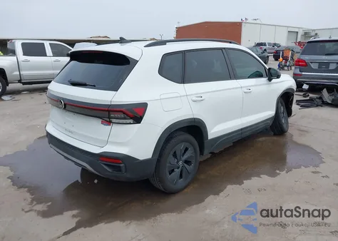 2025 Volkswagen Taos 1.5T S z USA, uszkodzony, nr VIN 3VV5C7B23SM061140